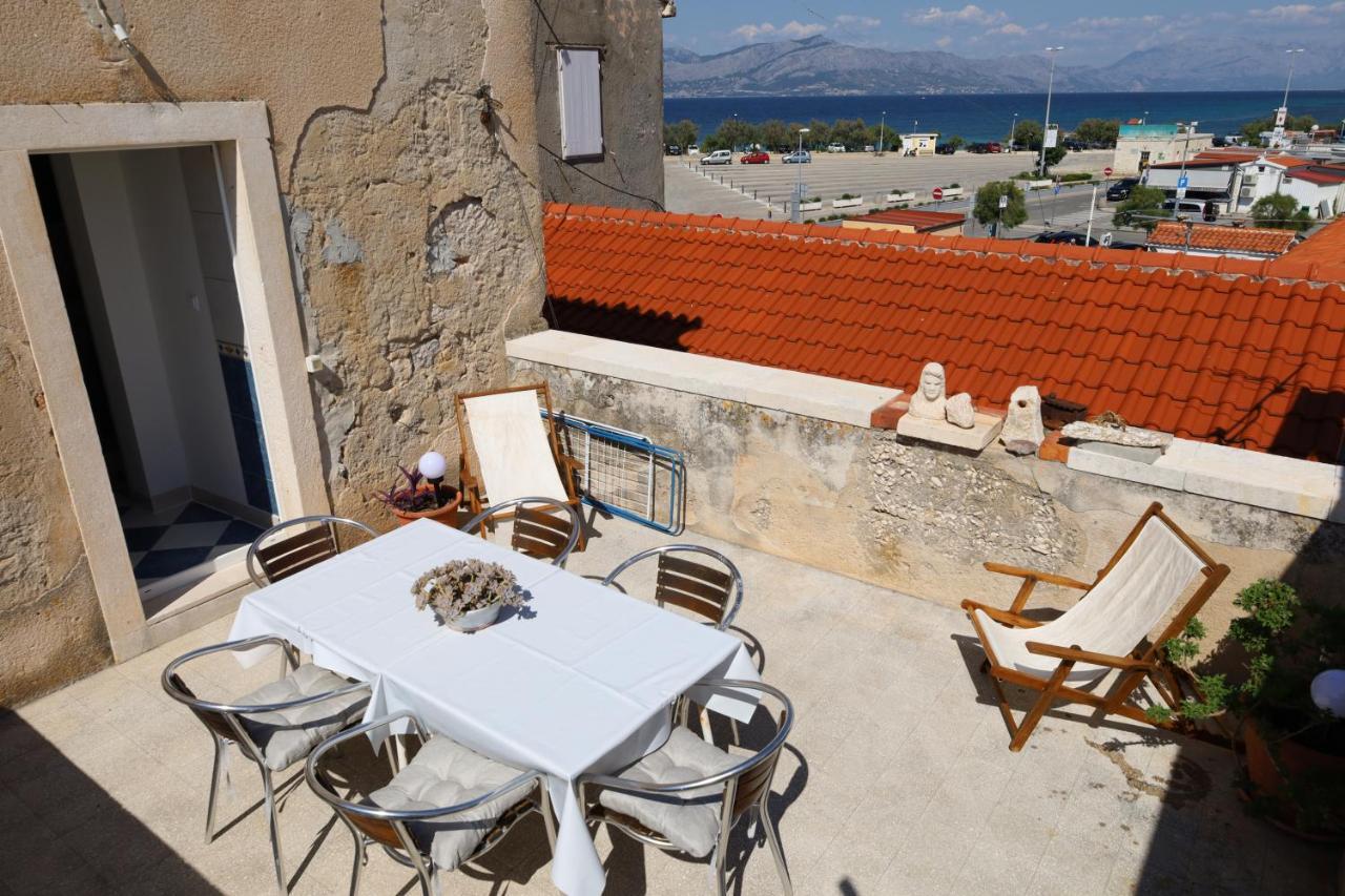 Apartman Dajana Supetar Buitenkant foto