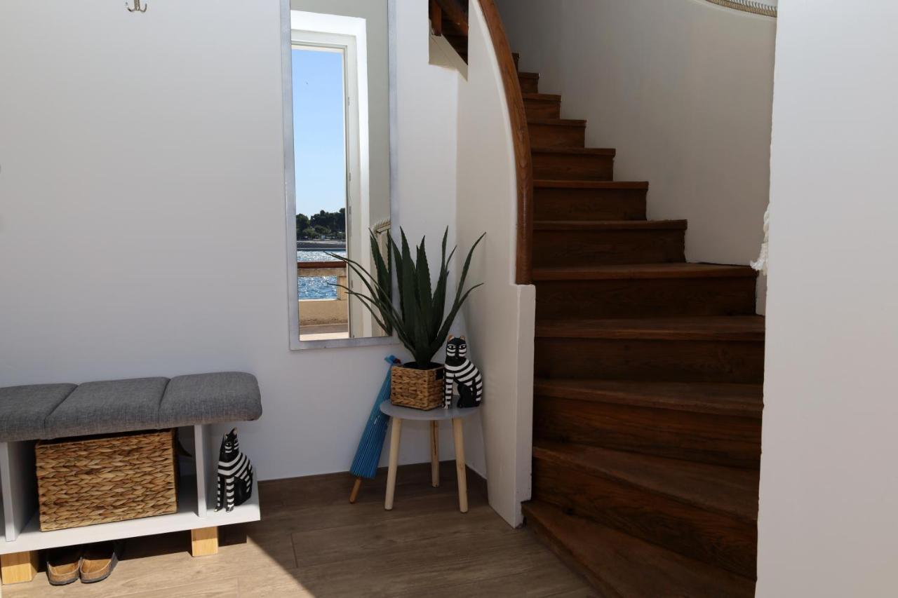 Apartman Dajana Supetar Buitenkant foto