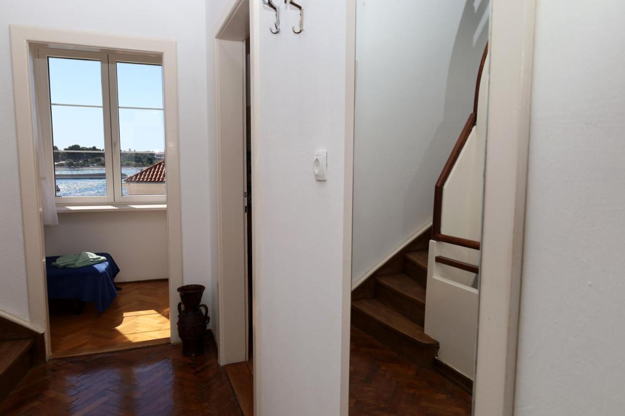 Apartman Dajana Supetar Buitenkant foto