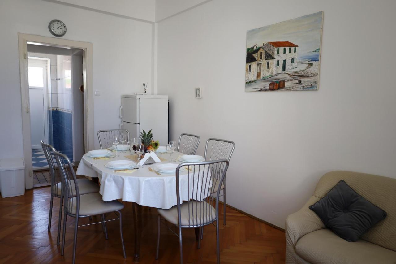 Apartman Dajana Supetar Buitenkant foto
