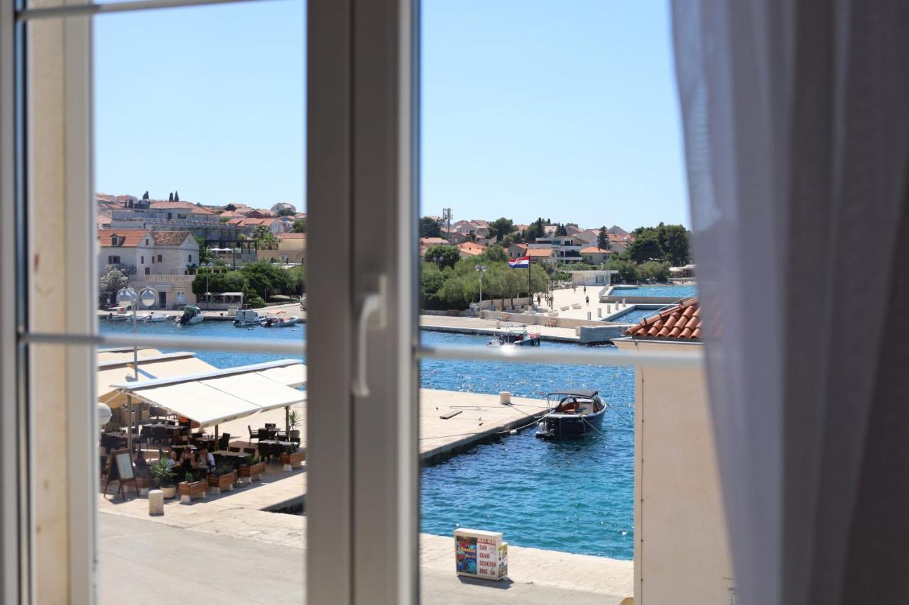 Apartman Dajana Supetar Buitenkant foto