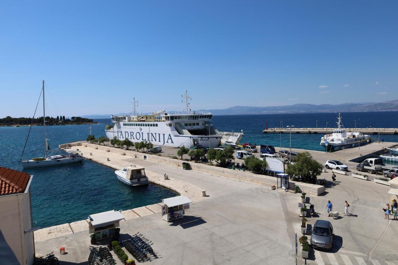 Apartman Dajana Supetar Buitenkant foto